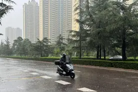 潍坊最大降水量站点降雨超300毫米，强降水天气将逐渐减弱结束图片