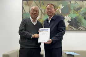 丘成桐授牌，济南市历城第二中学将开设“丘成桐少年班”图片