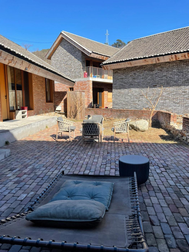 尝鲜儿｜乡村“野奢”，长城脚下的艺术与生活