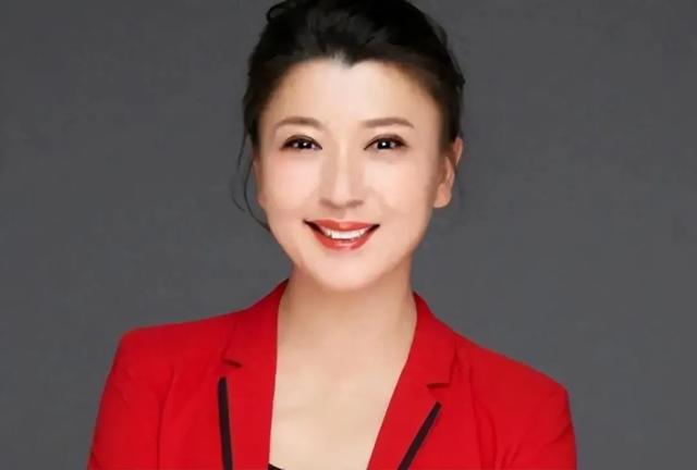 闫学晶，被终止代言