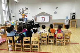 灞桥区第八幼儿园开展五一劳动节活动图片