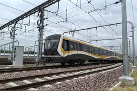 郑州地铁7号线一期热滑成功，预计年底建成通车图片