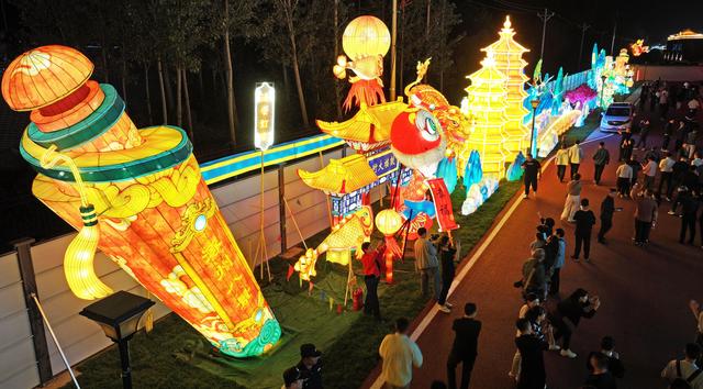 涿州2025通会灯市启幕，京津冀文旅版图再添新亮点