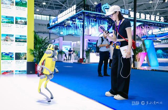 探馆数博会｜让旅行变得更AI？马蜂窝带来新产品