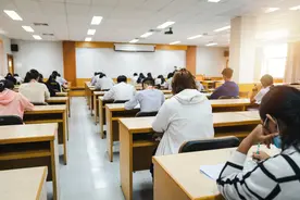 2025年新一轮“省考”开始报名 延续向应届生和基层倾斜图片