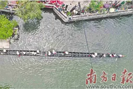 “老龙”出水图片