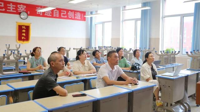 深耕学案优化，聚力课堂提质 济南高新区实验中学学科论坛开讲