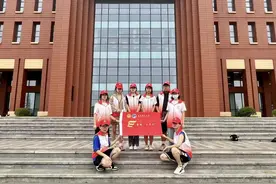 调研山东｜青岛理工大学：“寓暖于夕”助老服务实践团开展“文暖为老”暑期“三下乡”社会实践活动图片