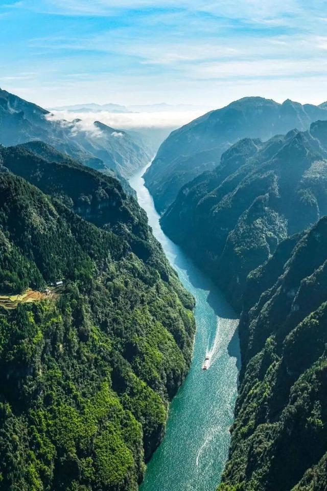 桃源深处、武陵主峰，梵净山何以跻身世界遗产？