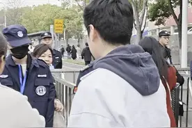 年轻人扎堆送爸妈看刀郎演唱会，回应：回馈父母，让他们开心图片