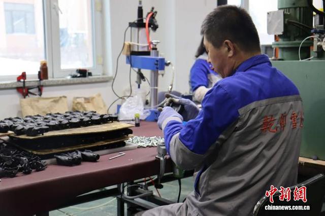 哈尔滨冰雪经济入冬升温