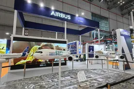 空客携三款新一代民机模型亮相进博会图片