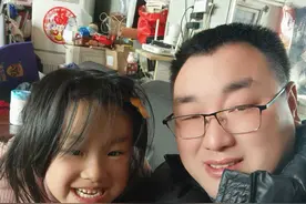 一人一车跑货拉拉，90后超级“奶爸”的“真还传”图片