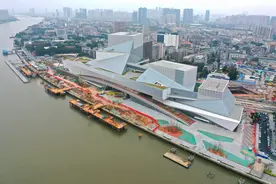 广州白鹅潭畔“文化巨轮”加速建设，后期外立面幕墙可进行灯光秀图片