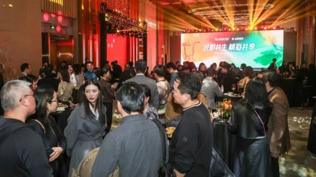 “文化金名片”含金量持续上涨，上海国际电影电视节2025合作伙伴之夜举办