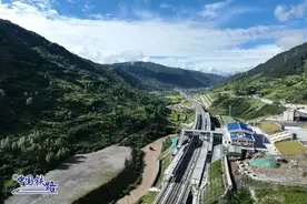 明日通车！成都动车直达黄龙九寨图片