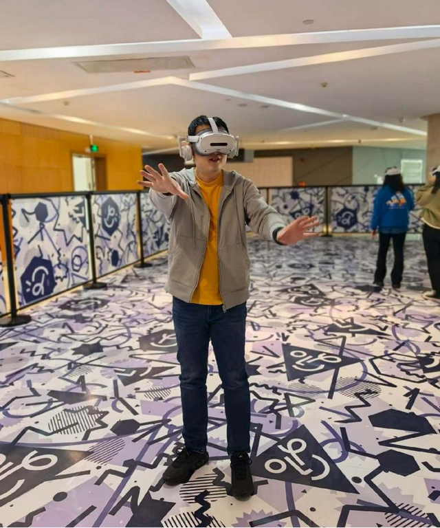 “穿越”进书中！长沙市图书馆VR漫游数字阅读体验展启动试运行