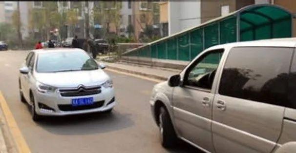 一家五口1死4伤，生日惨变忌日！家属崩溃：出门不到1分钟就出事了...