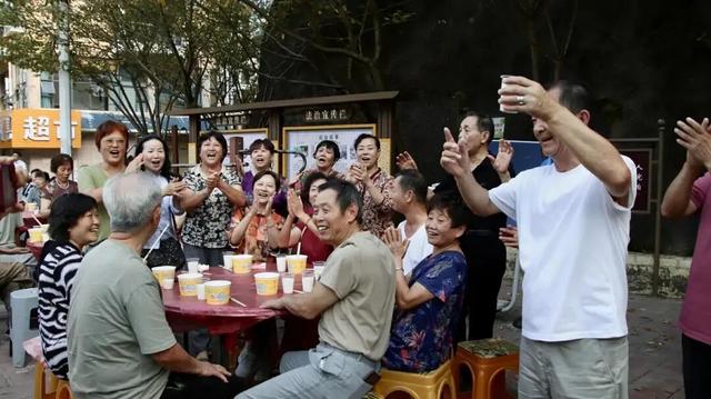 【绥阳县2025十大年度热词】山水赋能后，金银自然生——破译“清凉经济”的绥阳样本