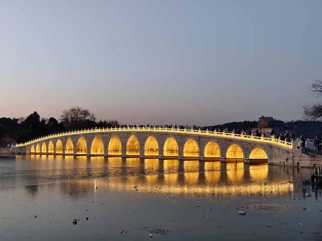 北京今天的“金光穿洞”，美得无可挑剔