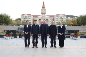 李复新博士来潍坊美加实验学校考察交流图片