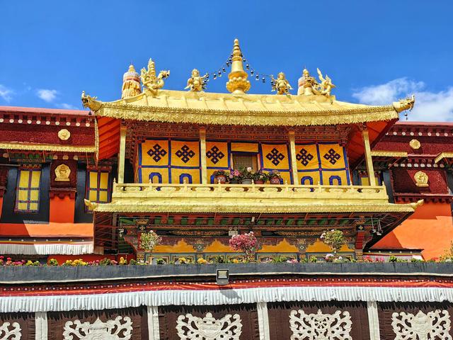 西藏游记九：布达拉宫与大昭寺的千年对话