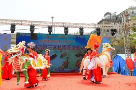 非遗展演唱响“三月三”图片