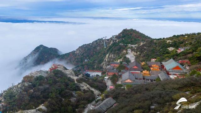 组图丨守得云开见日升 雨后泰山美出天际