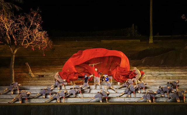 Travis Scott三亚演唱会明晚开唱！观演指南→