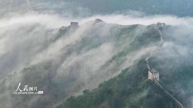 云涌雄关 壮美长城