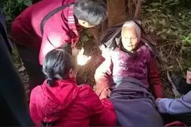 89岁奶奶山中走失5天后获救，家属：她能识别草药，饿了就吃野菜，野外生存能力强图片