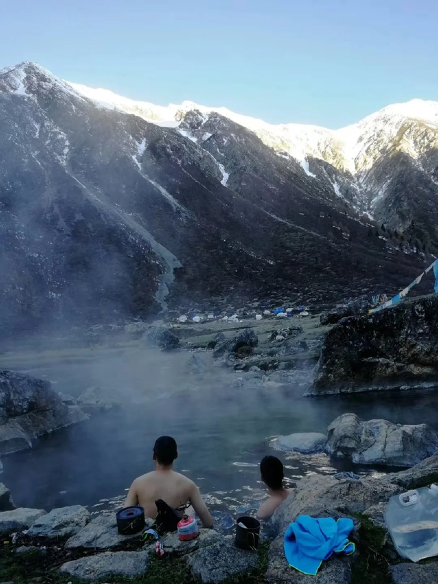 雪山下泡个汤，甘孜冬日真香！