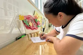 灞桥区席王街道中心幼儿园召开期末家长会暨家委会、伙委会会议图片