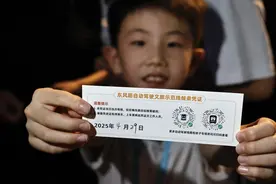 自动驾驶巴士开进广州中心城区，首批市民尝鲜！票价、线路一览图片