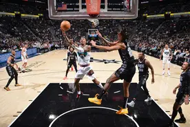 莫兰特21+12文班亚马13+12+8帽 灰熊击败马刺图片