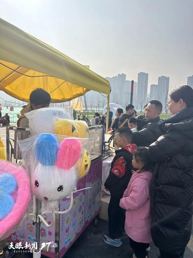 单日消费收入破10万元 花溪湖奶龙主题乐园以沉浸式体验激活亲子文旅消费