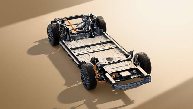 IMAX  影院装上车！「芜湖迈巴赫」奇瑞风云 T11 上市，17.99 万元起