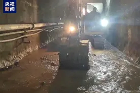 滇中引水重难点工程扯那苴隧洞贯通图片