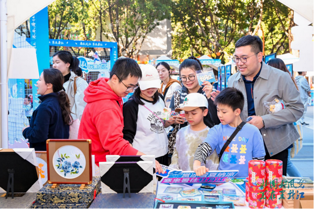 “冰雪之冠”惊艳羊城！黑龙江邀客赴冬日童话之旅