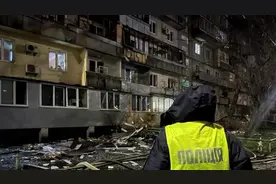 乌克兰基辅遭大规模无人机袭击，已致3人死亡图片