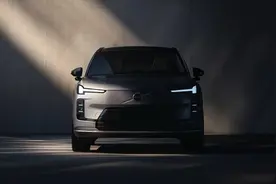 一周新车盘点 | 沃尔沃发布XC70混动车 比亚迪新增海狮07图片