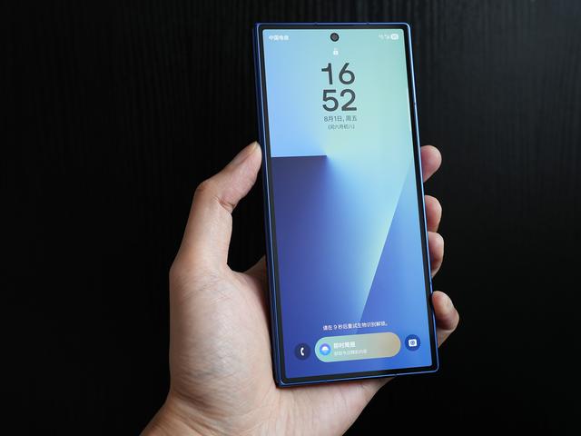 三星Galaxy Z Fold7评测：轻薄睿智，AI惹人爱