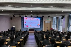 临汾一中第一附属学校：规范书写 展我风采图片
