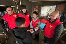 小志愿者捐赠爱心款帮助3位困难孩子图片