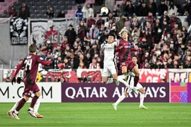 惨败！上海海港0:4神户胜利船图片