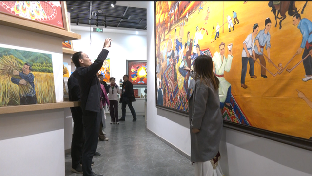 麦盖提县成功举办第六届新疆喀什丝路文化胡杨节刀郎文化研讨会