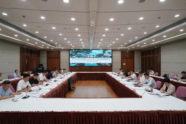 留住古镇“江南韵味”和“烟火气息”，青浦区召开朱家角古镇保护开发品质提升工作专题会