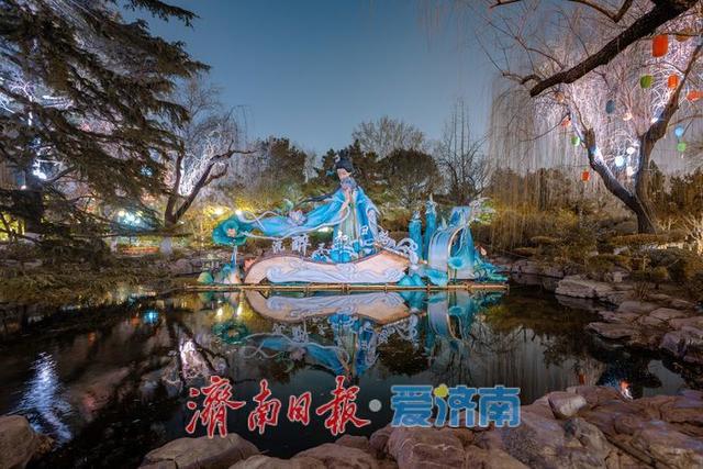 华灯初上泉城夜，趵突泉畔焕新颜