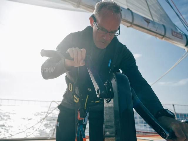 30岁未婚，我选择辞职去环球航海