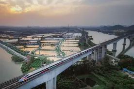 6月15日起，长沙南至广州南最快2小时，长沙南站每日增加10列前往广州方向列车图片